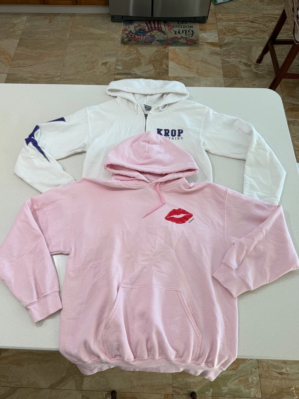 Gildan White Zip Hoodie & Pink Pullover Hoodie with Lip Graphic